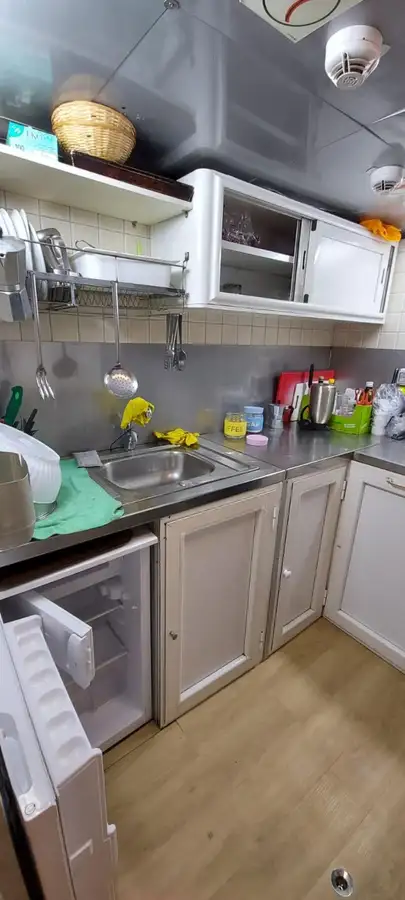 ספינת צוות למכירה