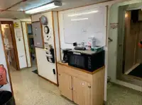 כלי שיט מהיר לאספקה (FSV) למכירה