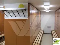 אונית מכולות למכירה