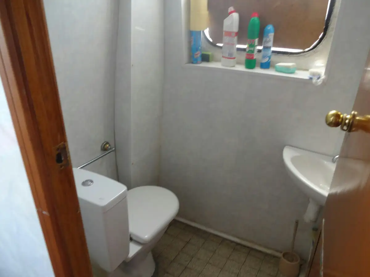 ספינת נוסעים למכירה