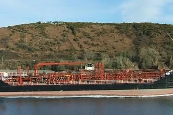 Oil/Chemical tanker for sale