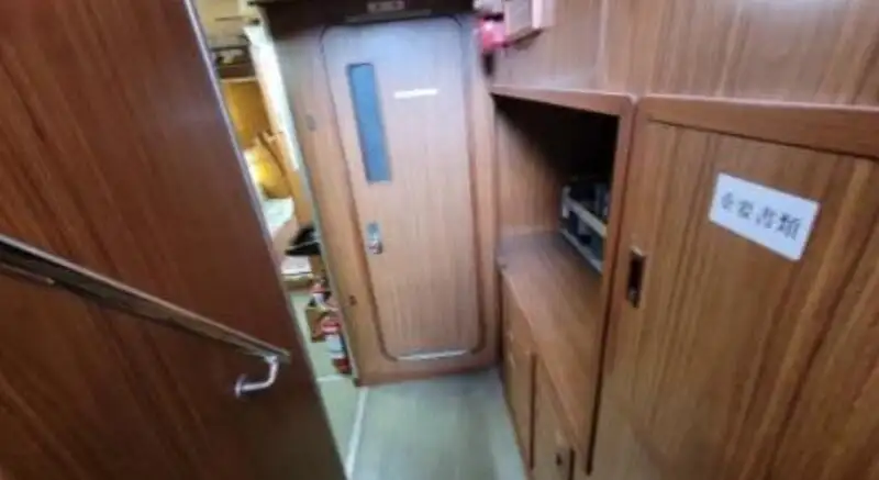 סירת סיור למכירה