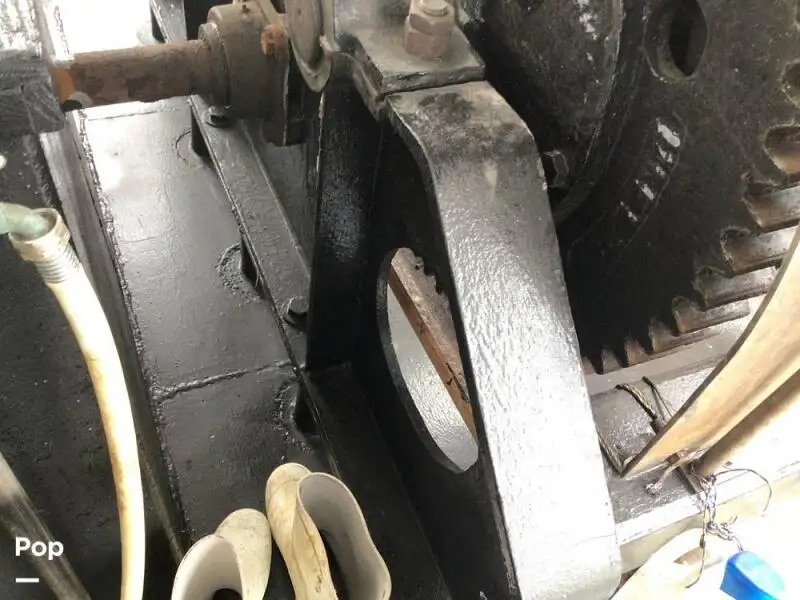 ספינת טרולר למכירה