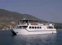 קטמרן למכירה