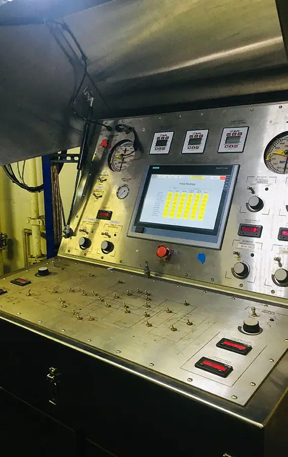 כלי שיט להובלת גז טבעי נוזלי (LNG) למכירה