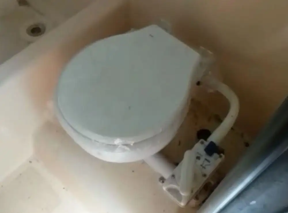 ספינת צוות למכירה