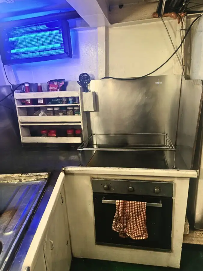 כלי שיט לעבודה למכירה