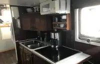 Trawler למכירה