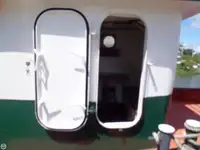 גורר למכירה