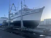 Trawler למכירה