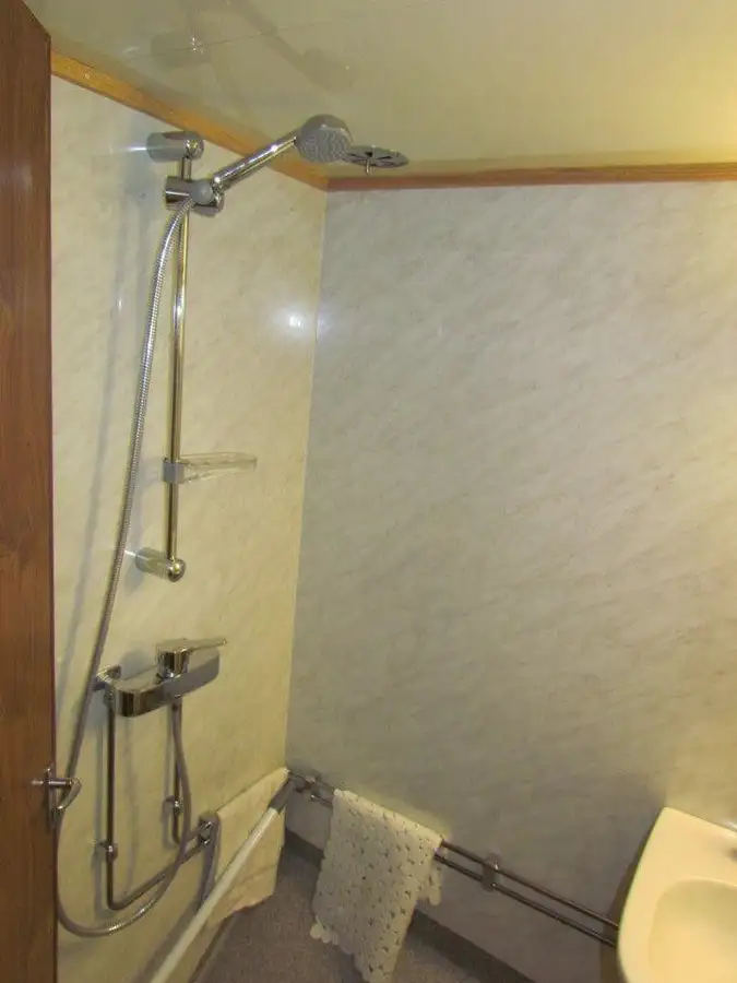 גורר למכירה