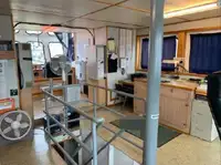 כלי שיט מהיר לאספקה (FSV) למכירה
