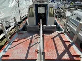 כלי שיט להובלת גז טבעי נוזלי (LNG) למכירה