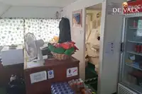גורר למכירה