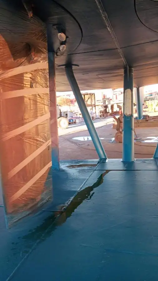 גורר למכירה