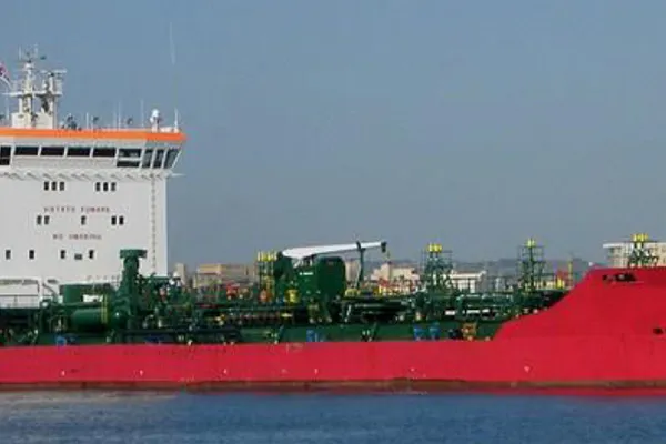 Oil/Chemical tanker for sale