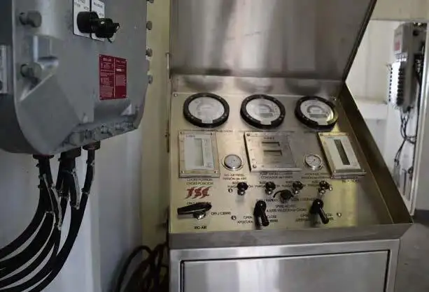 כלי שיט להובלת גז טבעי נוזלי (LNG) למכירה