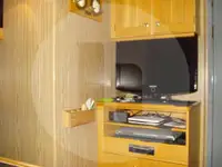 ספינת טרולר למכירה