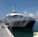 ספינת נוסעים למכירה
