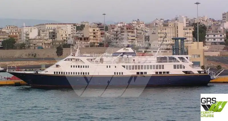 ספינת נוסעים למכירה