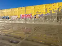 גוררת למכירה