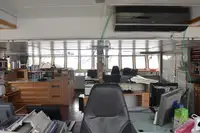 גורר למכירה