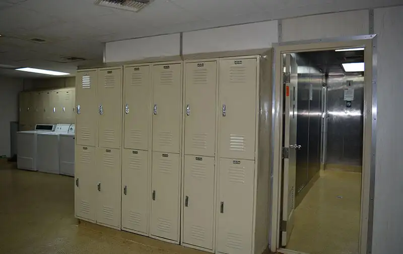 כלי שיט להובלת גז טבעי נוזלי (LNG) למכירה