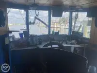 Trawler למכירה
