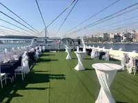 ספינת נוסעים למכירה