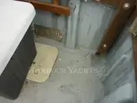 ספינת טרולר למכירה