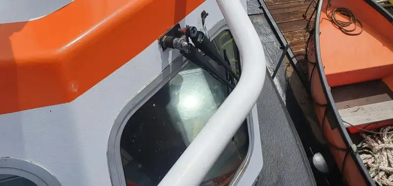 סירת סיור למכירה