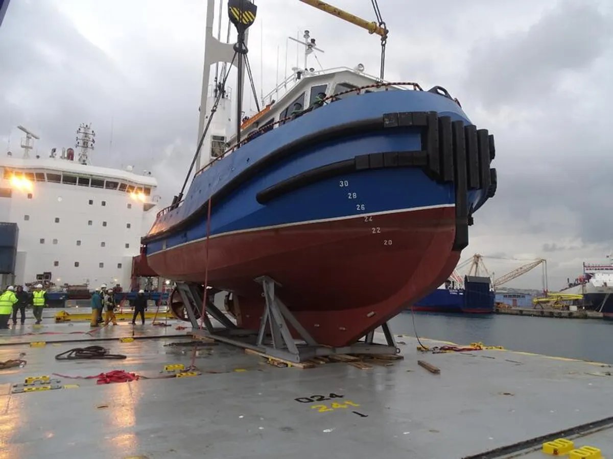גורר למכירה