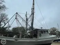 Trawler למכירה