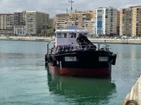 כלי שיט לעבודה למכירה