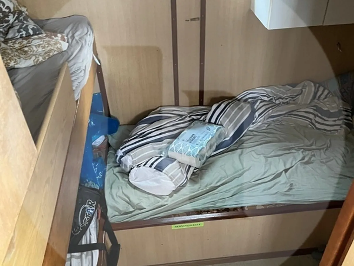 ספינת דיג בשיטת 'ביים טרולר' למכירה