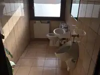 אונית מכולות למכירה