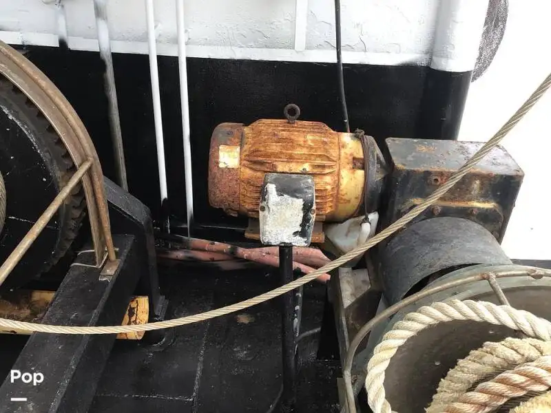 ספינת טרולר למכירה