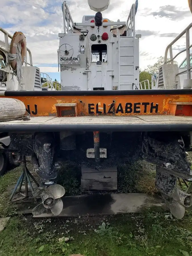 כלי שיט לעבודה למכירה