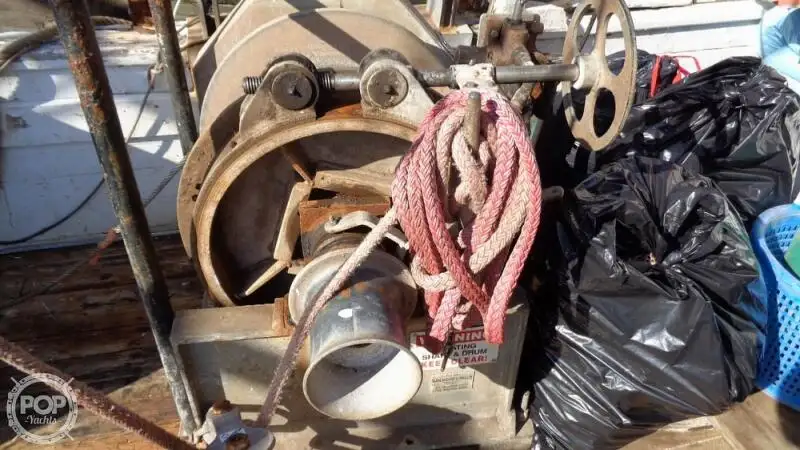 ספינת טרולר למכירה