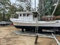 Trawler למכירה