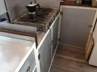 גורר למכירה