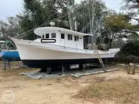 Trawler למכירה