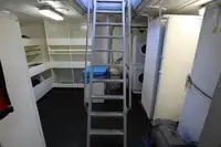 כלי שיט מהיר לאספקה (FSV) למכירה