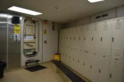 כלי שיט להובלת גז טבעי נוזלי (LNG) למכירה