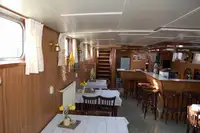 גוררת למכירה