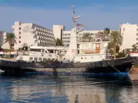 סירת גרירה למכירה