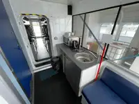 אונית מכולות למכירה