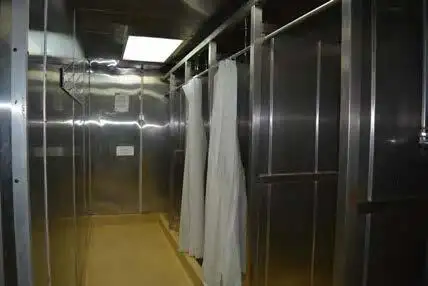 כלי שיט להובלת גז טבעי נוזלי (LNG) למכירה