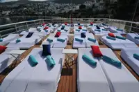 אוניית תענוגות-מעבורת למכירה
