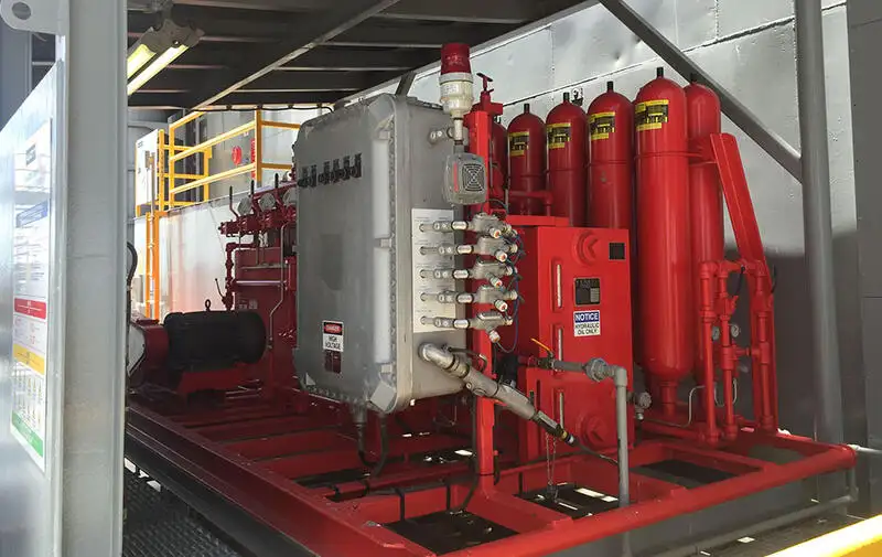 כלי שיט להובלת גז טבעי נוזלי (LNG) למכירה